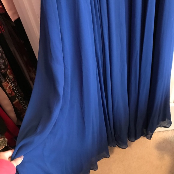 *Like New* Mac Duggal Prom Dress - Picture 4 of 6